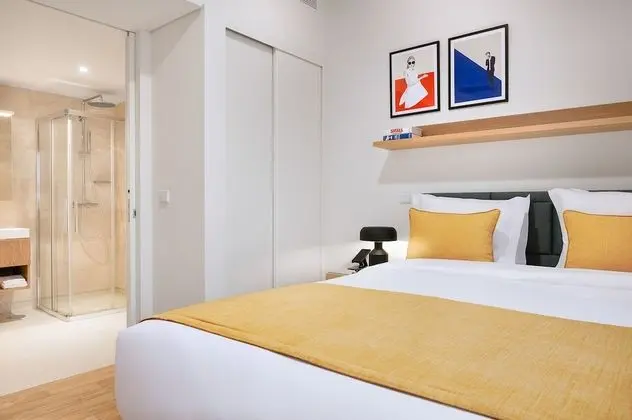 Standard Tek Büyük Yataklı Oda