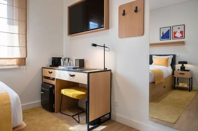 Standard Tek Büyük Yataklı Oda