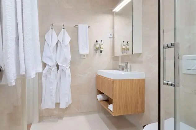 Superior Tek Büyük Yataklı Oda