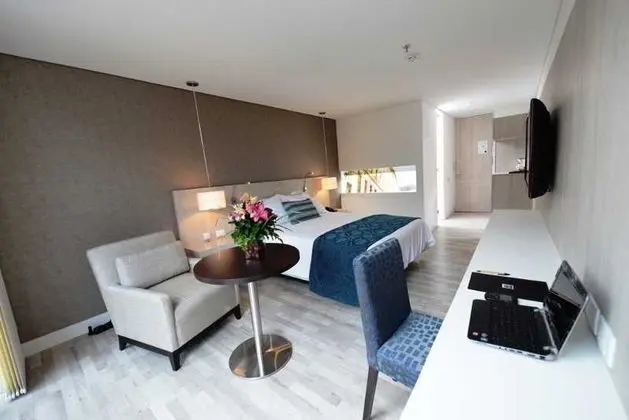 1 Çift ​​kişilik Yatak Queen Size Bed