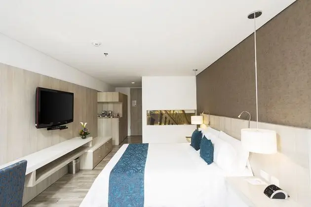 1 Çift ​​kişilik Yatak Queen Size Bed