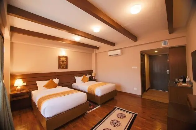 Deluxe Üç Kişilik Oda