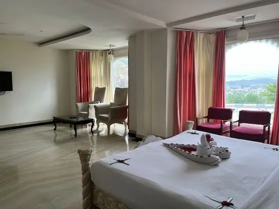 Luxury Oda (Bhairavgarh)