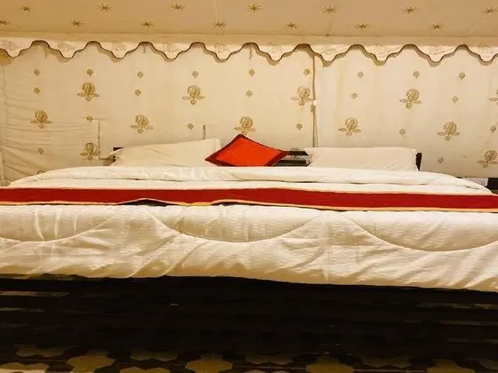 Büyük Yataklı Tek Kişilik Oda