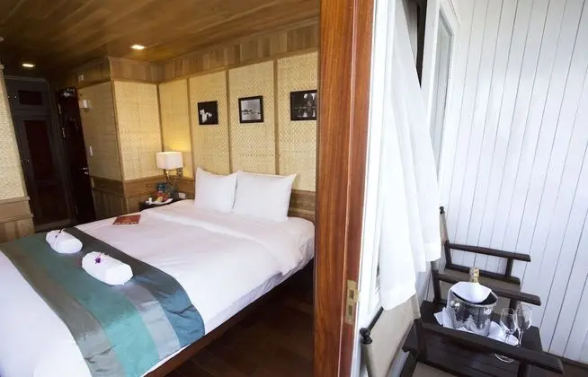 Premium Oda, 1 Çift Kişilik veya 2 Tek Kişilik Yatak, Balkon, Deniz Manzaralı