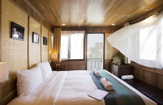 Premium Oda, 1 Çift Kişilik veya 2 Tek Kişilik Yatak, Balkon, Deniz Manzaralı