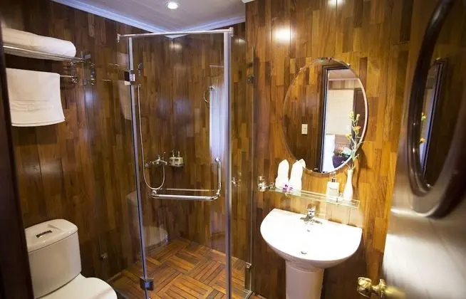 Premium Oda, 1 Çift Kişilik veya 2 Tek Kişilik Yatak, Balkon, Deniz Manzaralı