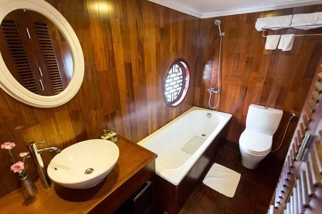 Royal Tek Büyük Yataklı Oda