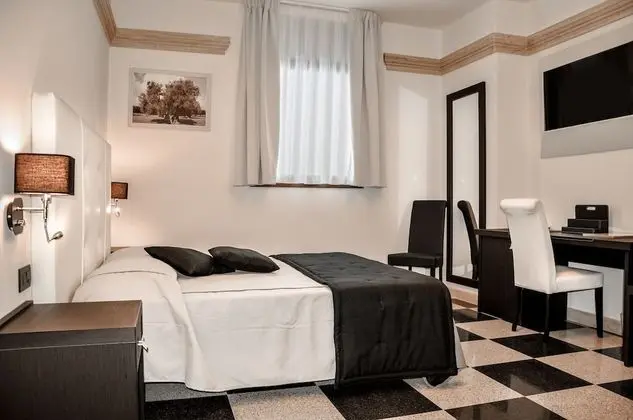 Superior Tek Büyük Yataklı Oda