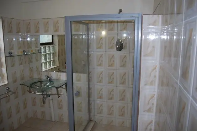 Deluxe Tek Büyük Yataklı Oda, 1 Çift Kişilik Yatak, Sigara İçilmez, Bahçe Manzaralı
