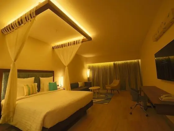 Deluxe Tek Büyük Yataklı Oda, 1 Çift Kişilik Yatak, Balkon, Okyanusa Sıfır