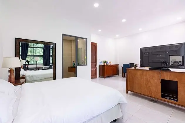 Deluxe Tek Büyük Yataklı Oda, Balkon (Suite)
