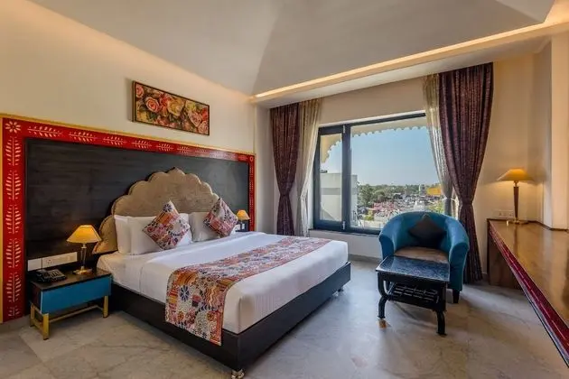 Super Deluxe Room