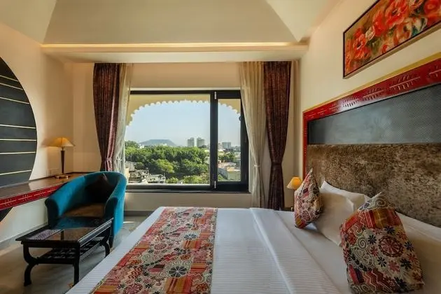 Super Deluxe Room