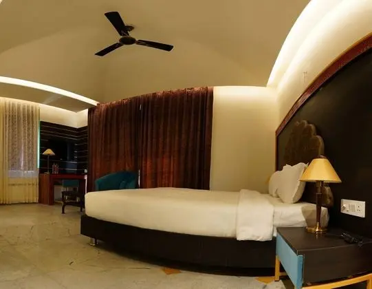 Super Deluxe Room