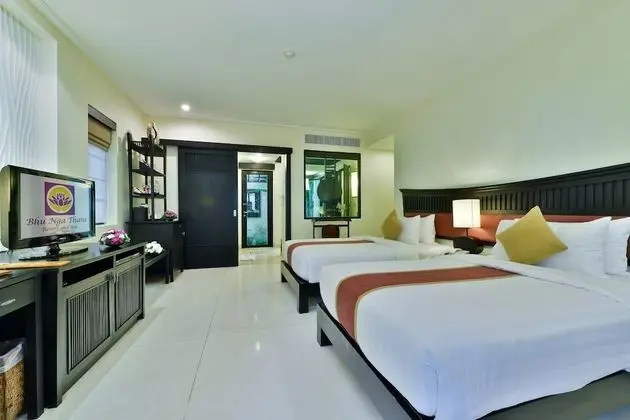 Deluxe Elegant Room