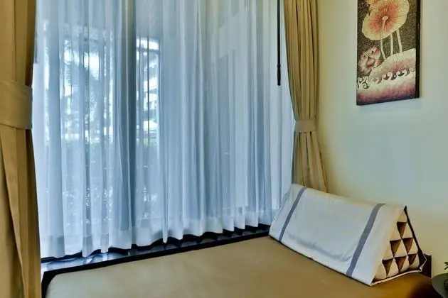 Deluxe Elegant Room