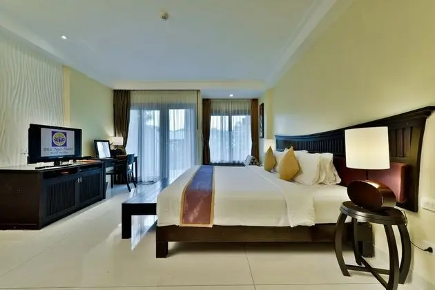 Deluxe Grand Room