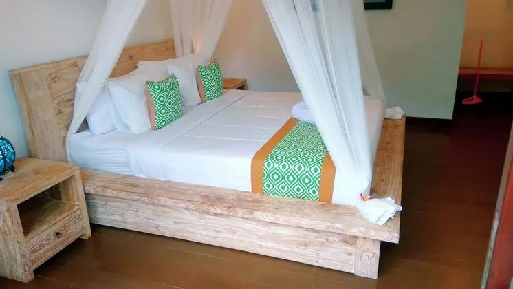 Deluxe Oda, Sigara İçilmez