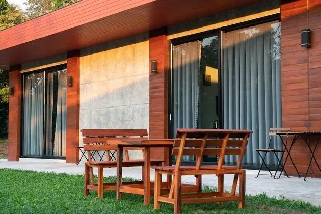Standard Oda, Bahçe Manzaralı