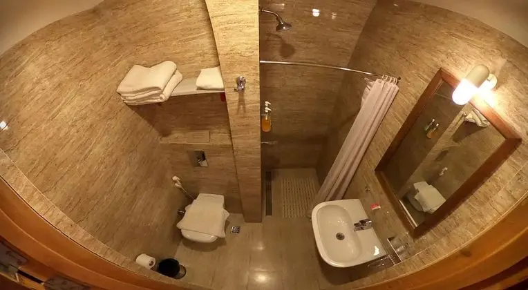 Standard Tek Büyük veya İki Ayrı Yataklı Oda