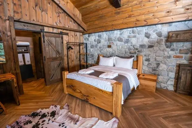 Junior Suite-Jakuzili, Dağ Manzaralı, Şömineli ve Jakuzili
