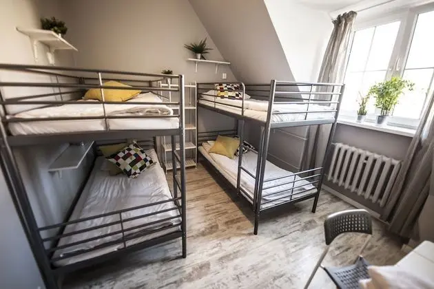 Family Oda, Ortak Banyo (5 Adults)
