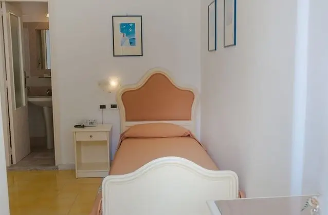 Tek Kişilik Oda