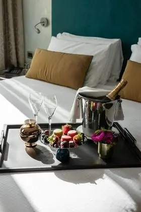 Comfort Tek Büyük veya İki Ayrı Yataklı Oda
