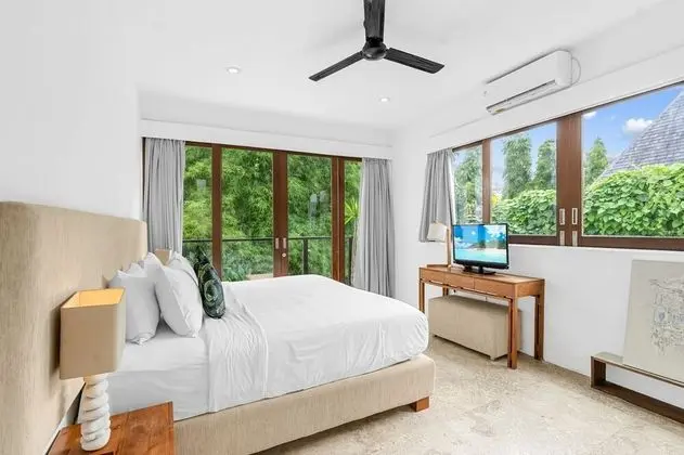 Deluxe Villa