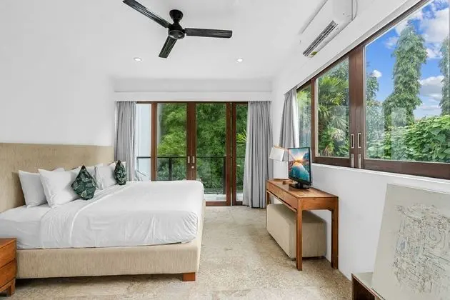Deluxe Villa