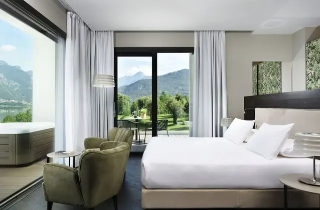 Signature Suite