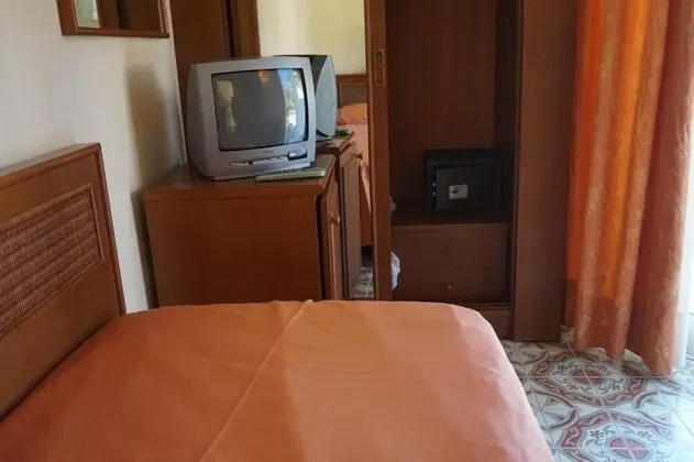Tek Kişilik Oda