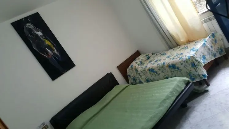 Üç Kişilik Oda