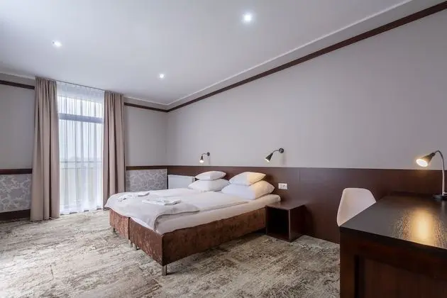 Business Tek Büyük Yataklı Oda