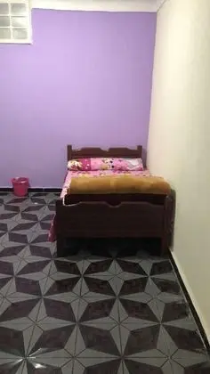 Tek Büyük veya İki Ayrı Yataklı Oda, Ortak Banyo