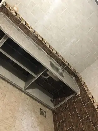 Tek Büyük veya İki Ayrı Yataklı Oda, Ortak Banyo