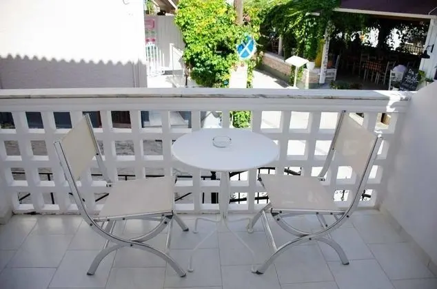 Basic Üç Kişilik Oda