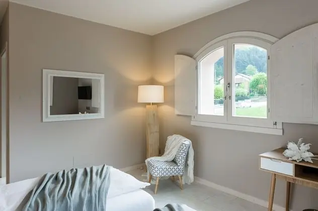 Tek Büyük veya İki Ayrı Yataklı Oda, Dağ Manzaralı (La Bianca)