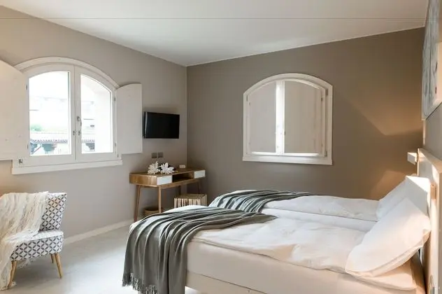 Tek Büyük veya İki Ayrı Yataklı Oda, Dağ Manzaralı (La Bianca)