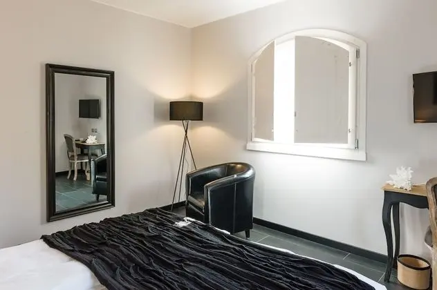 Tek Büyük veya İki Ayrı Yataklı Oda, Dağ Manzaralı (La Nera)