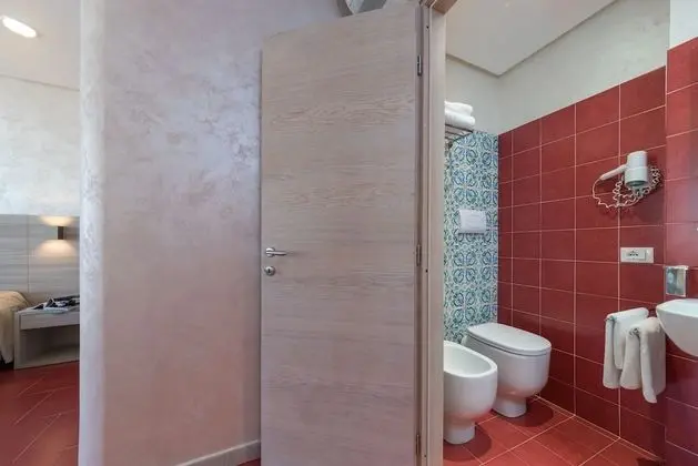 Tek Büyük Yataklı Oda, Balkon