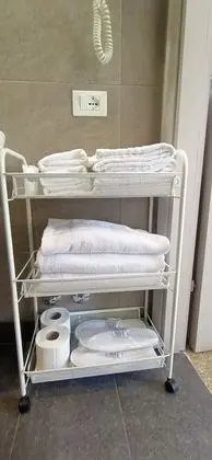 Üç Kişilik Oda, Banyolu/Duşlu