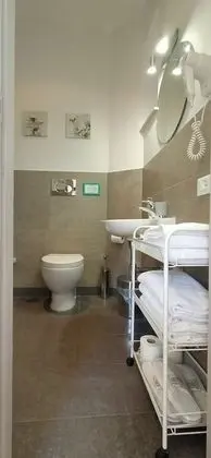 Üç Kişilik Oda, Banyolu/Duşlu