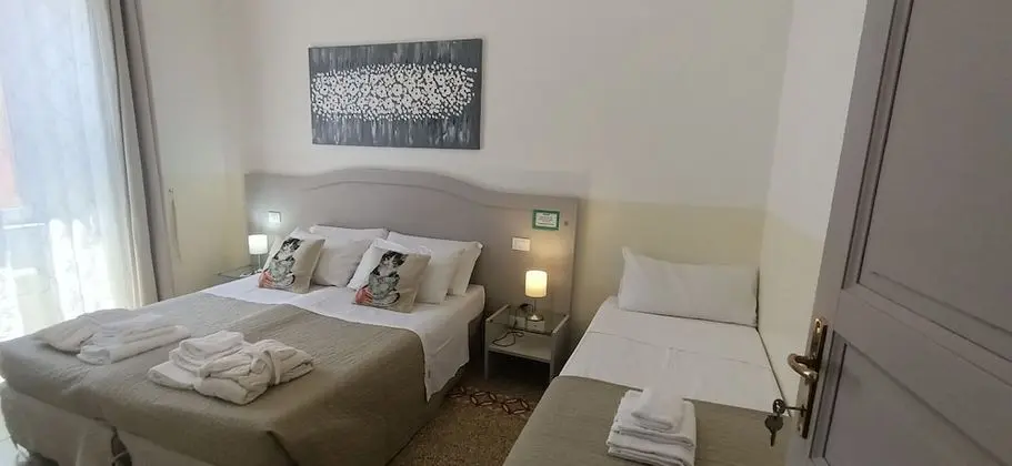 Üç Kişilik Oda, Özel Banyo