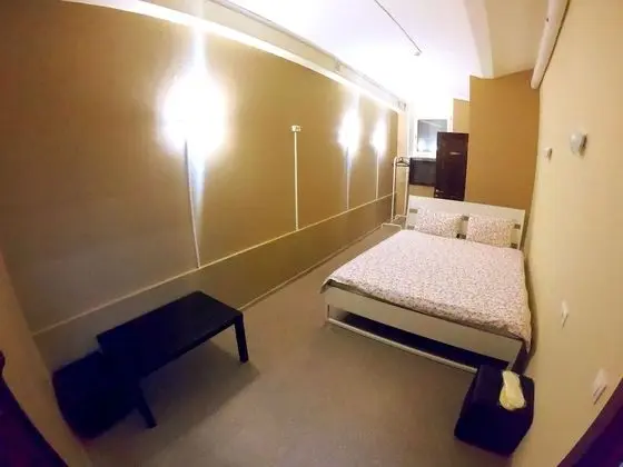 Standard Tek Büyük Yataklı Oda