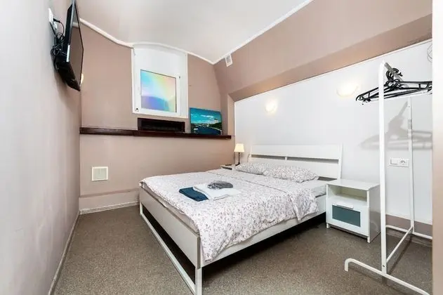 Standard Tek Büyük Yataklı Oda