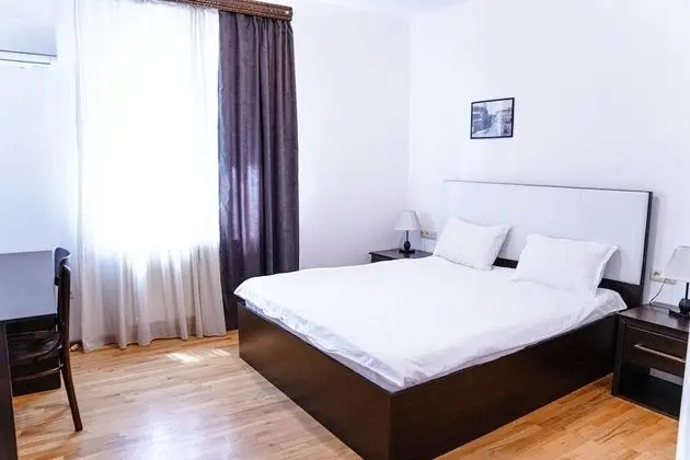 Comfort Tek Büyük Yataklı Oda