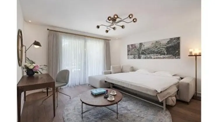 1 Bedroom Suite Pool View Terrace