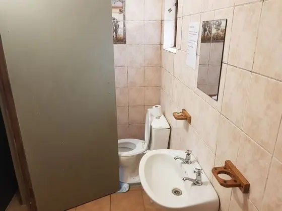 Ortak Ranzalı Oda, Ortak Banyo (4 sleeper)